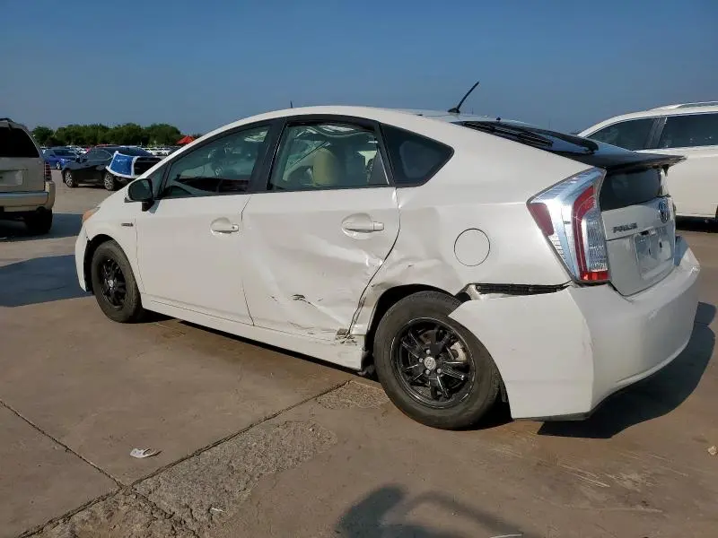 2013 TOYOTA PRIUS   