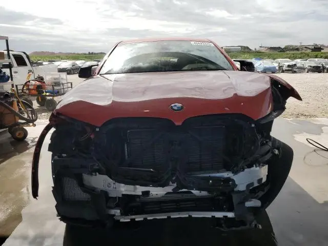 2021 BMW X6 M  