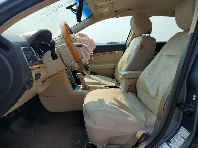 2012 LINCOLN MKZ   