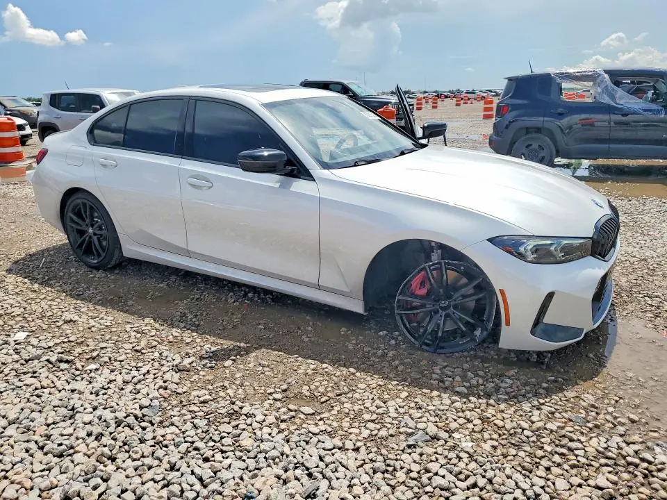 2024 BMW 330XI   