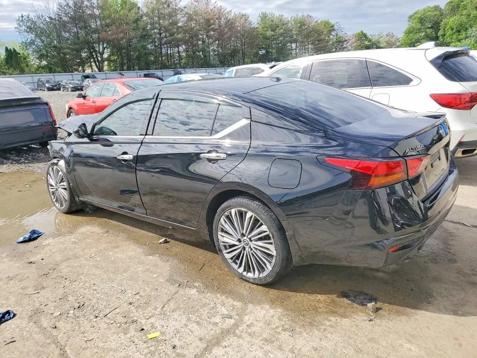 2024 NISSAN ALTIMA SL  