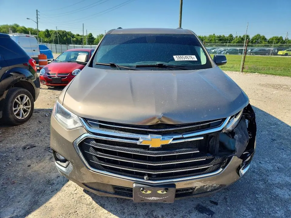 2020 CHEVROLET TRAVERSE LT  