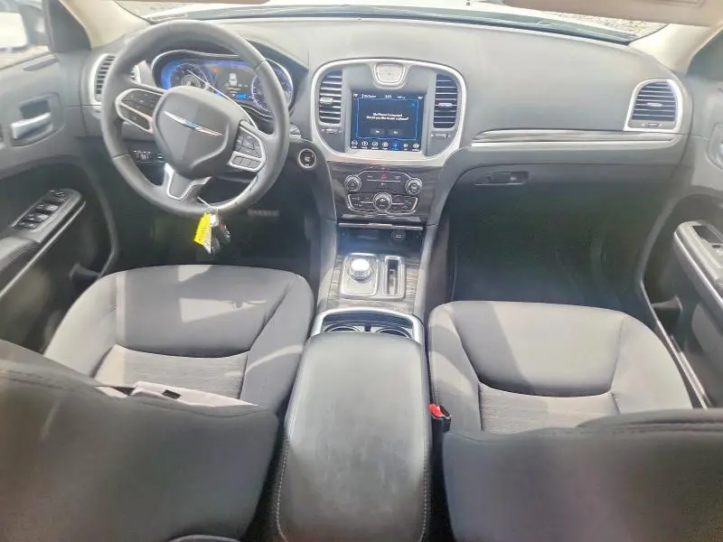 2018 CHRYSLER 300 TOURING  