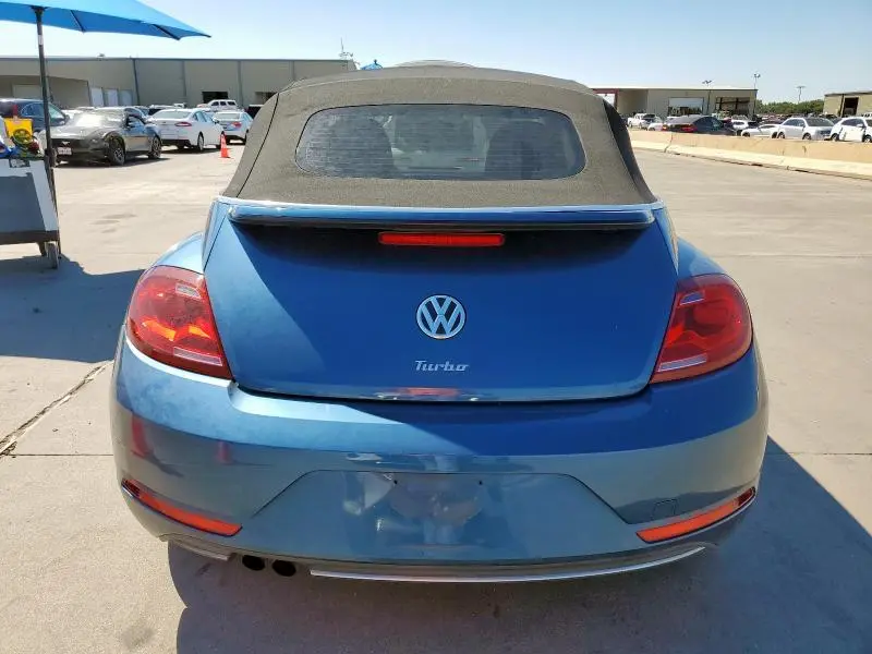 2018 VOLKSWAGEN BEETLE S  