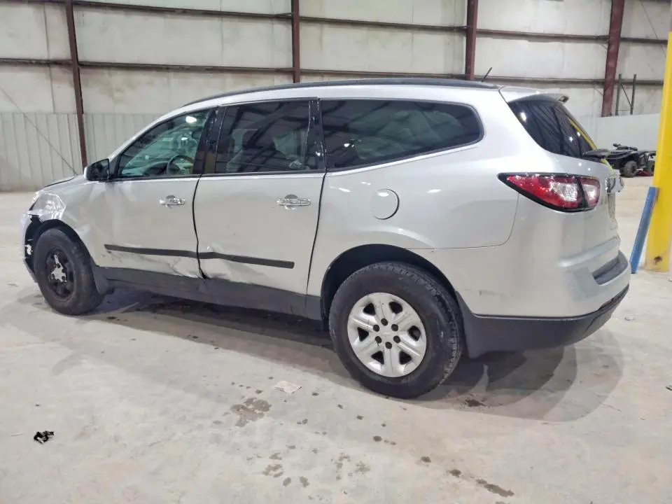 2014 CHEVROLET TRAVERSE LS  