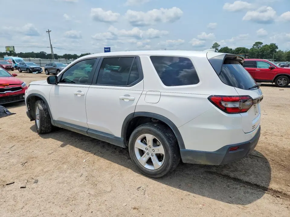 2023 HONDA PILOT LX  