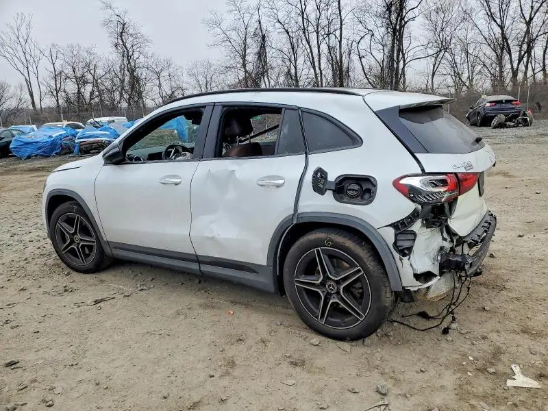 2021 MERCEDES-BENZ GLA 250 4MATIC  