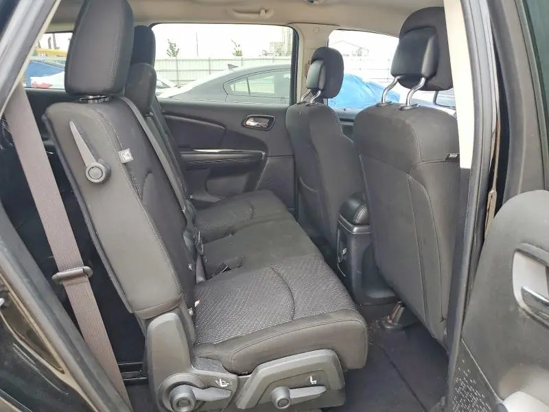 2019 DODGE JOURNEY SE  