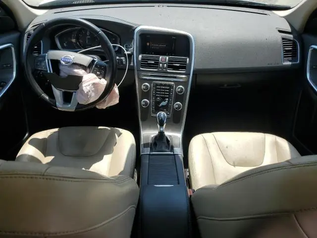 2016 VOLVO XC60 T5 PREMIER  