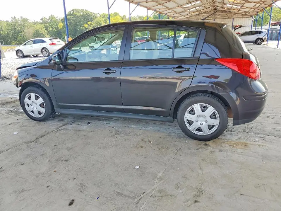 2011 NISSAN VERSA 1.8 S  