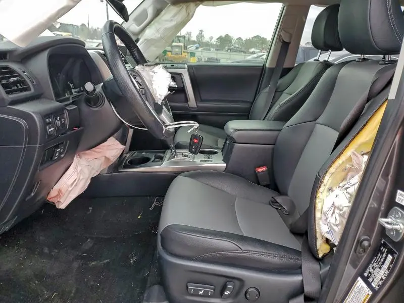 2023 TOYOTA 4RUNNER SR5  