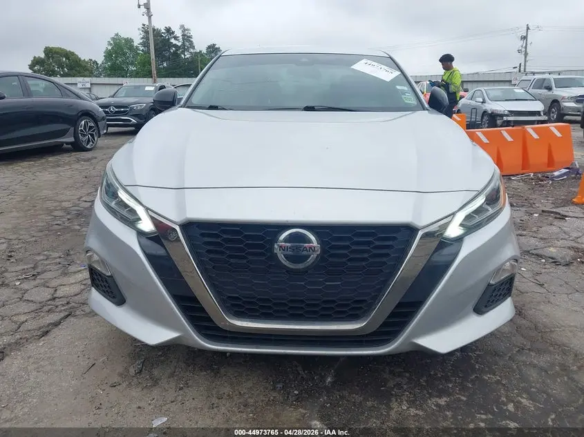 2020 NISSAN ALTIMA SR FWD