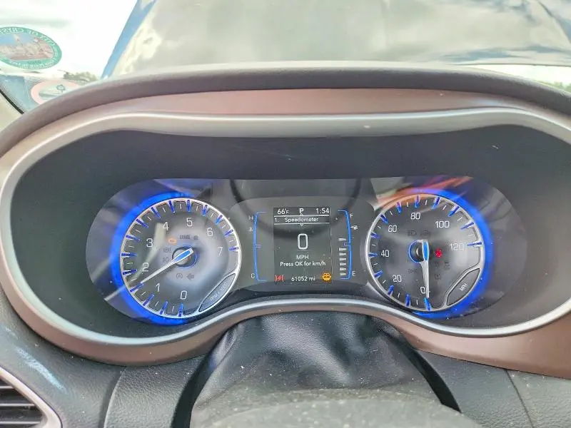 2020 CHRYSLER VOYAGER LXI  