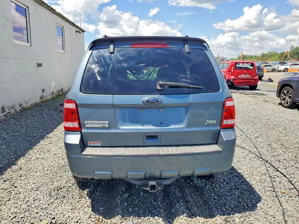 2011 FORD ESCAPE XLT  