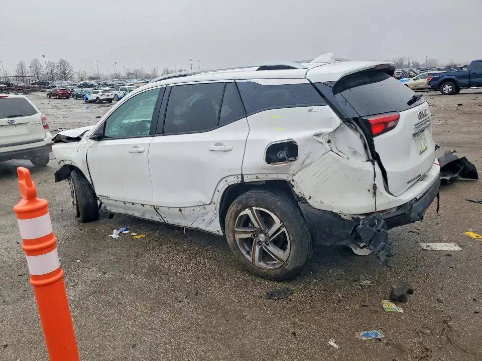 2019 GMC TERRAIN SLT  