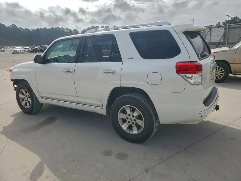 2010 TOYOTA 4RUNNER SR5  