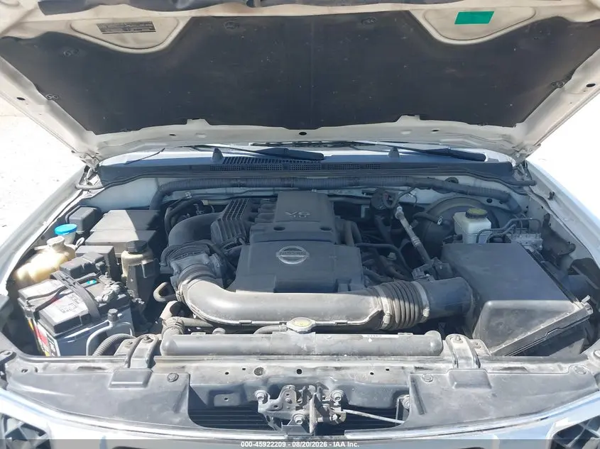 2012 NISSAN PATHFINDER SV