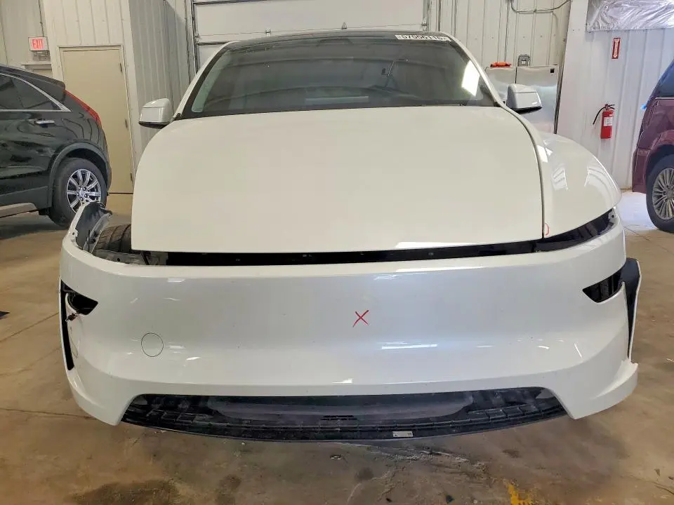 2026 TESLA MODEL Y   