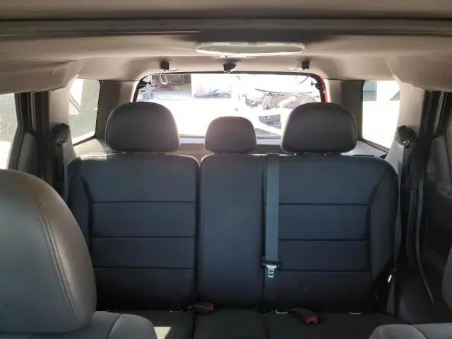 2010 FORD ESCAPE LIMITED