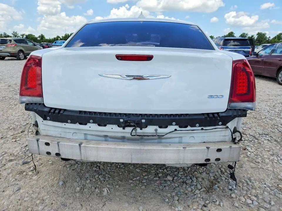 2018 CHRYSLER 300 TOURING  