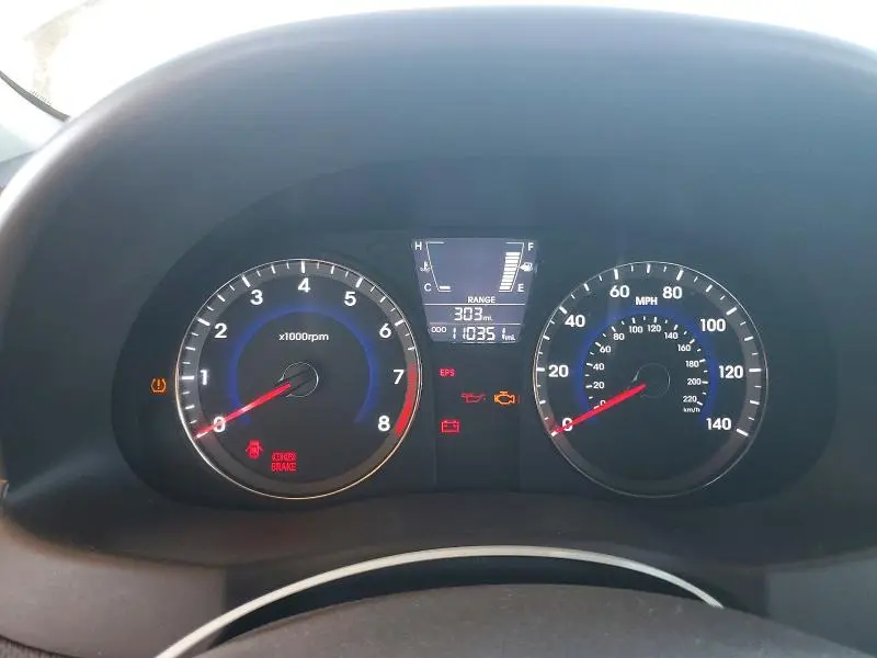 2012 HYUNDAI ACCENT GLS  