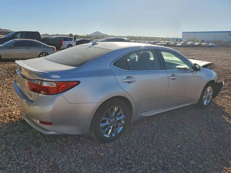 2013 LEXUS ES 300H  