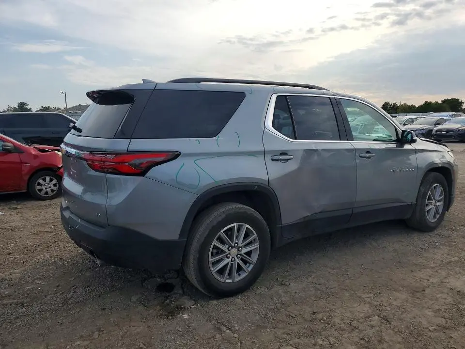 2023 CHEVROLET TRAVERSE LT  