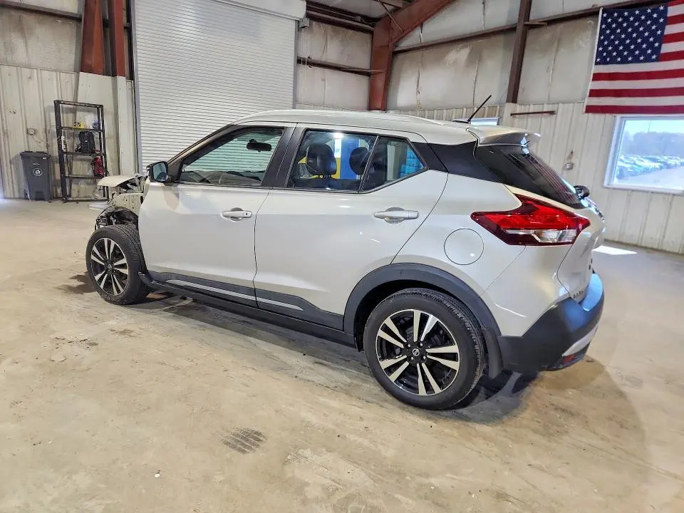 2019 NISSAN KICKS SR  