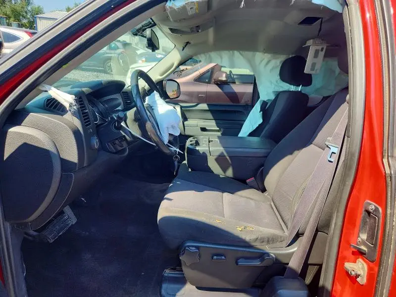 2011 CHEVROLET SILVERADO K1500 LT  