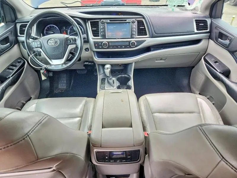 2014 TOYOTA HIGHLANDER XLE  