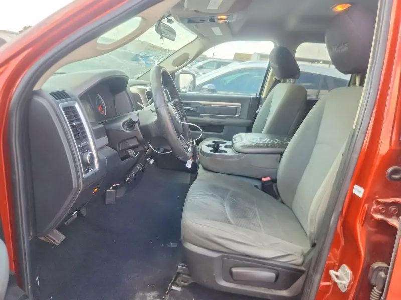 2013 RAM 1500 SLT  