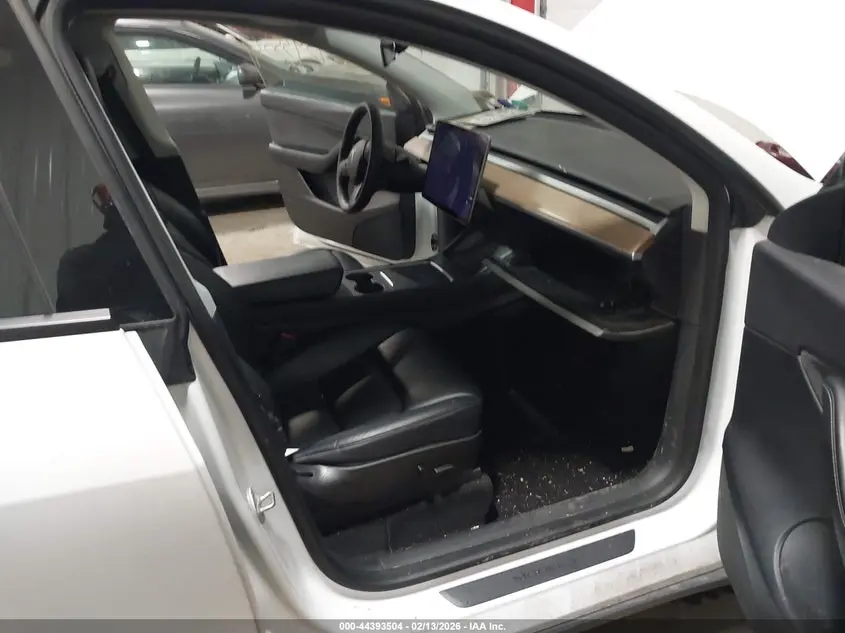 2022 TESLA MODEL Y LONG RANGE DUAL MOTOR ALL-WHEEL DRIVE
