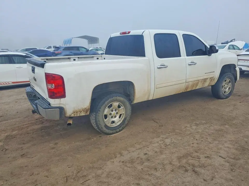 2011 CHEVROLET SILVERADO C1500 LS  