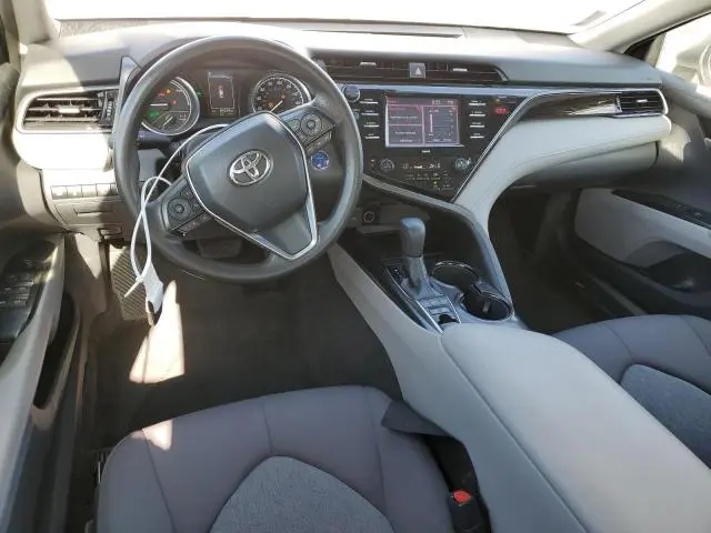 2020 TOYOTA CAMRY LE  
