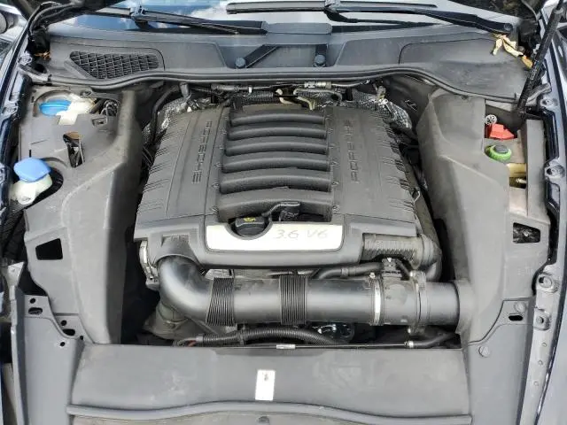 2014 PORSCHE CAYENNE   