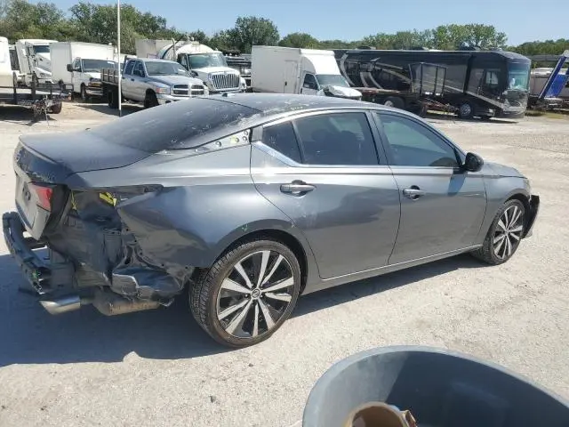 2021 NISSAN ALTIMA SR  