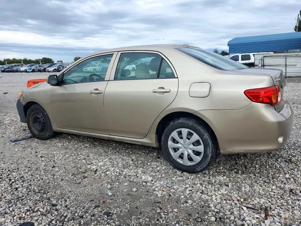 2010 TOYOTA COROLLA LE  