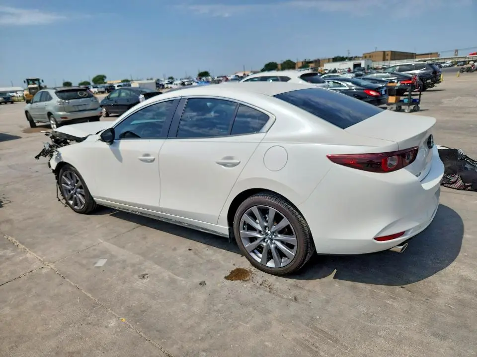 2025 MAZDA 3 PREFERRED  