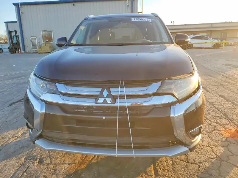 2016 MITSUBISHI OUTLANDER SE  