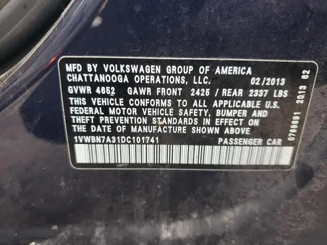2013 VOLKSWAGEN PASSAT SE  