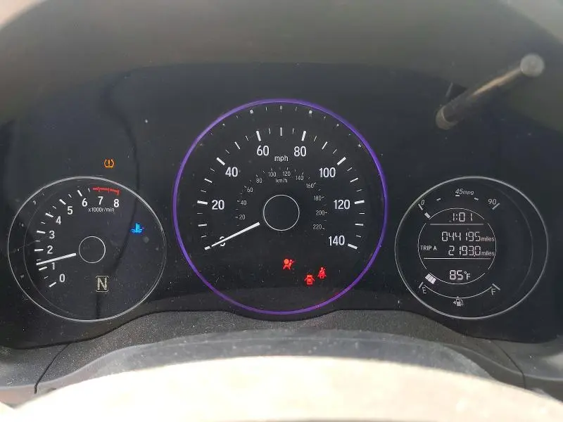 2022 HONDA HR-V LX  