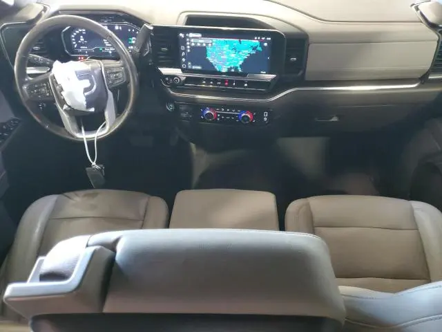 2022 GMC SIERRA K1500 SLT  