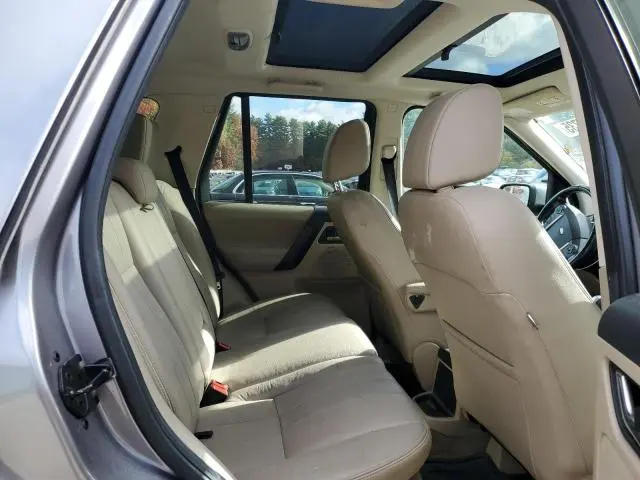 2014 LAND ROVER LR2 HSE  