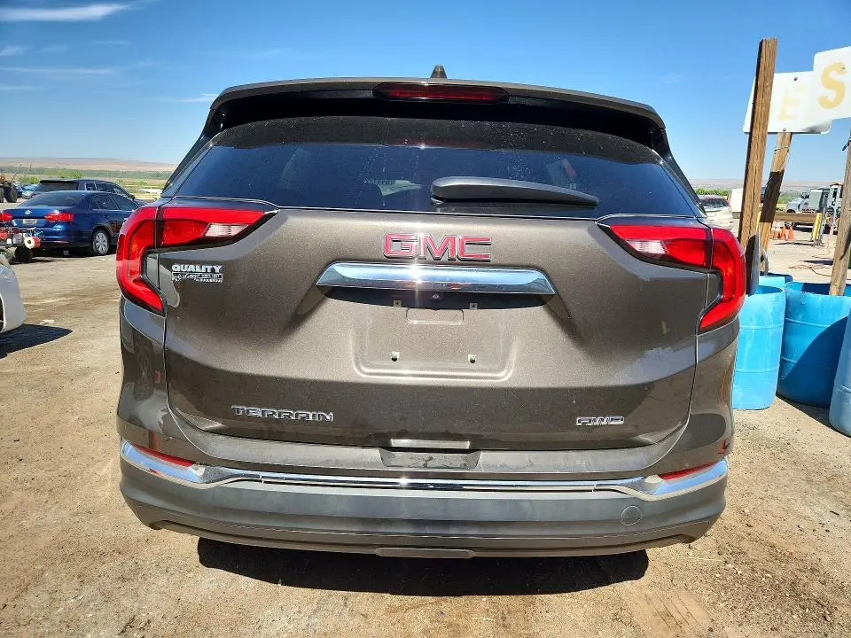 2020 GMC TERRAIN SLT  