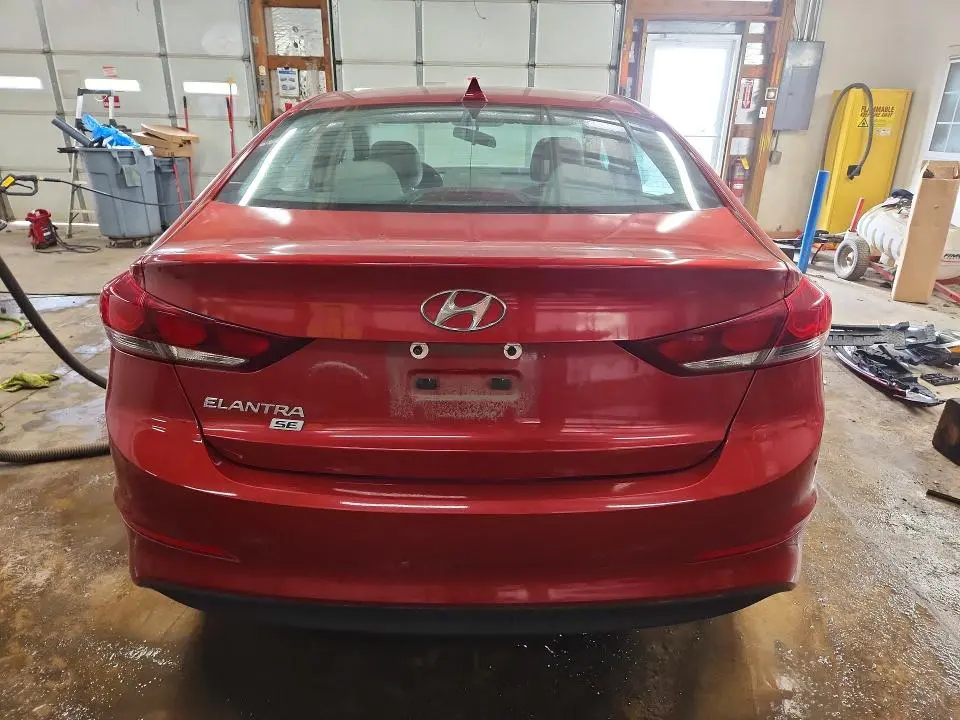 2017 HYUNDAI ELANTRA SE  