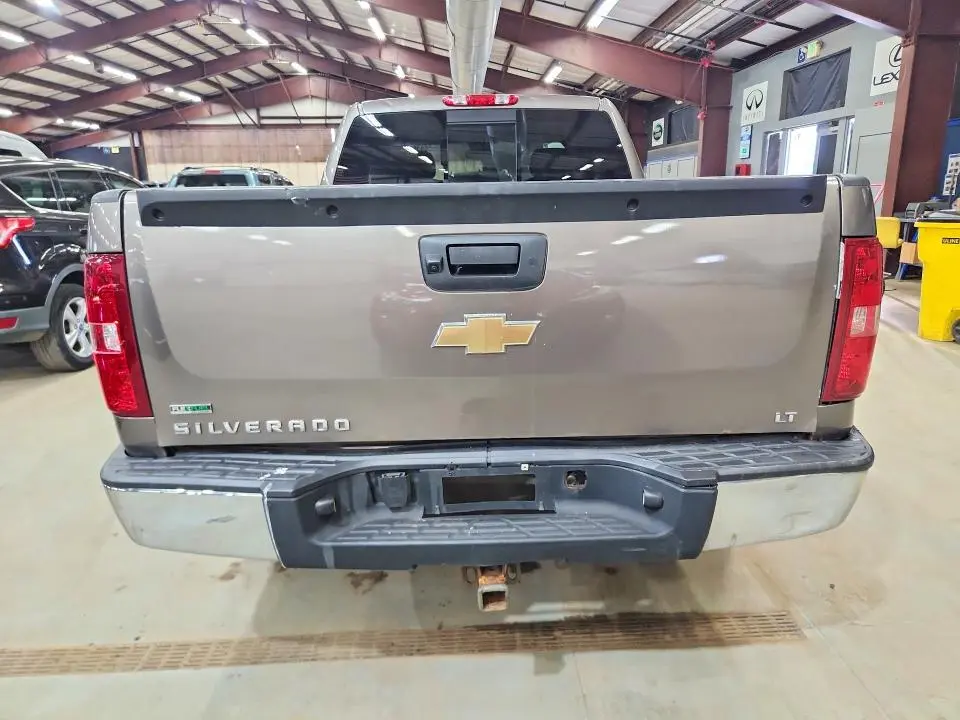 2011 CHEVROLET SILVERADO K1500 LT  