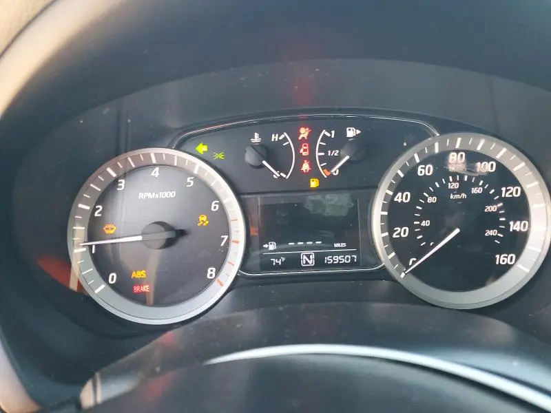 2015 NISSAN SENTRA SV  