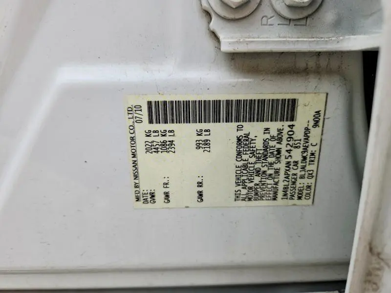 2010 NISSAN ALTIMA SR  