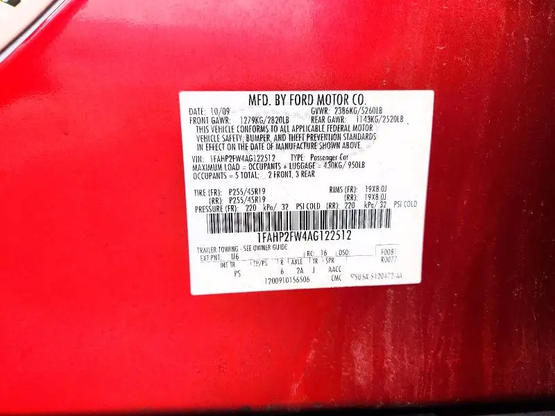 2010 FORD TAURUS LIMITED  