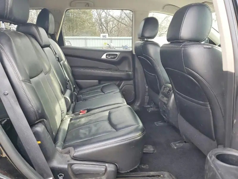 2017 NISSAN PATHFINDER S  